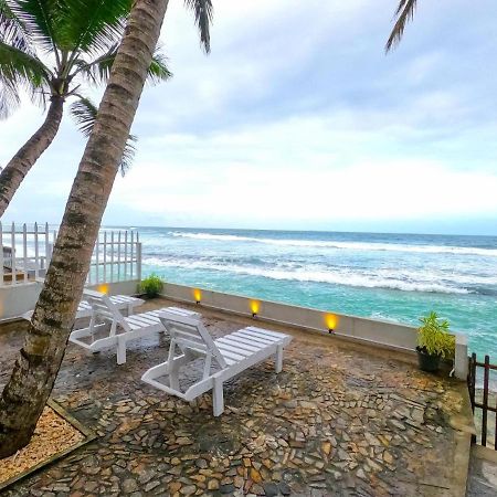 Asa Bay Beach Resort Talpe Esterno foto